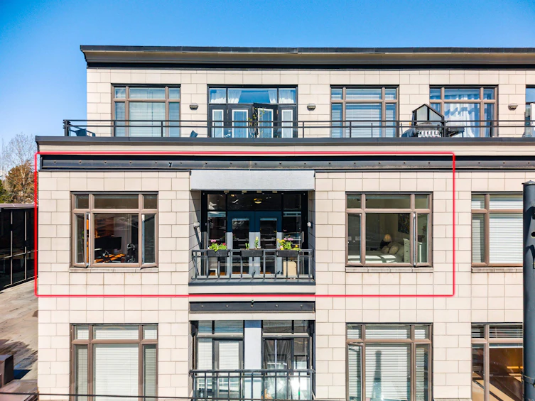 302-4479 W 10th Avenue, Vancouver, BC, V6R 2H8 - 2