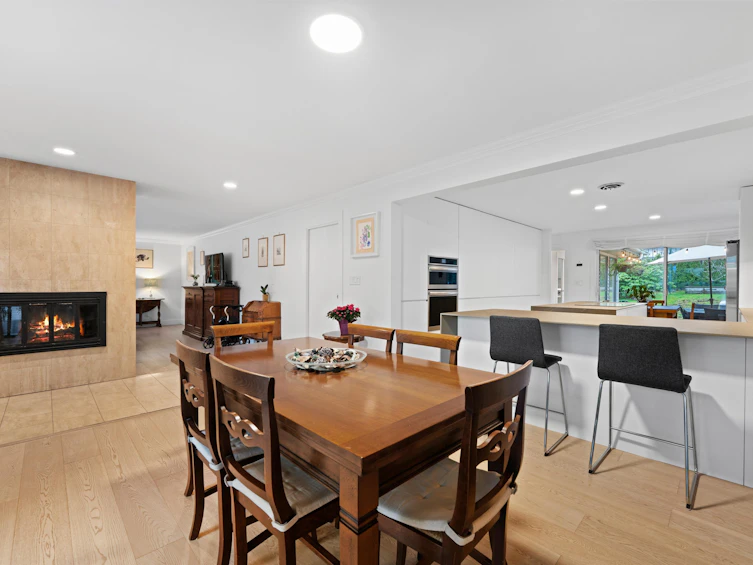 6422 Douglas Street, West Vancouver, BC, V7W 2G2 - 4