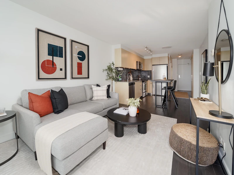 1703 - 1325 Rolston Street, Vancouver BC V6B 0M2