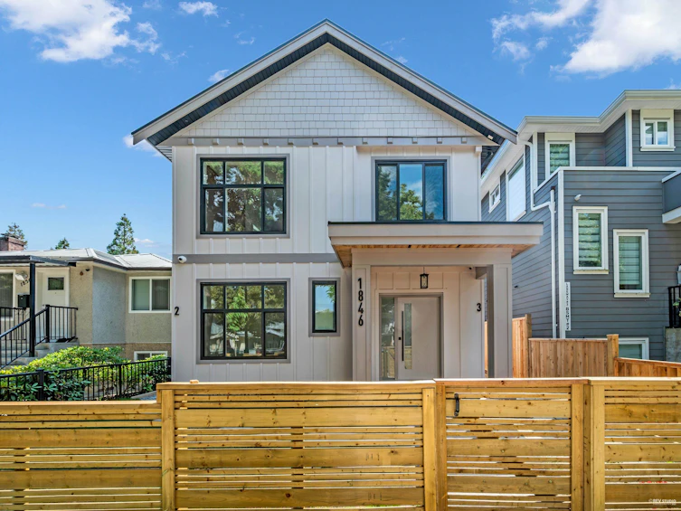 1846 E 37th Avenue, Vancouver, BC, V5P 1G1 - 2