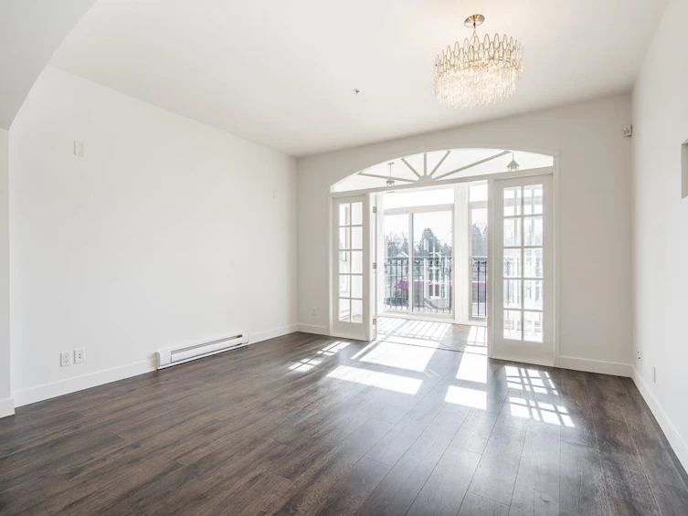211-33485 South Fraser Way, Abbotsford, BC, V2S 8P9 - 3