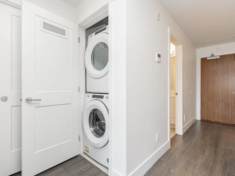 502-4477 Hastings Street, Burnaby, BC, V5C 2K1 - 32