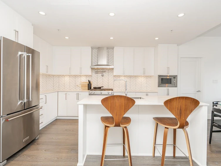 502-4477 Hastings Street, Burnaby, BC, V5C 2K1 - 7