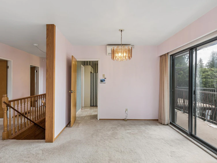 702 Winona Avenue, North Vancouver, BC, V7R 2B1 - 8