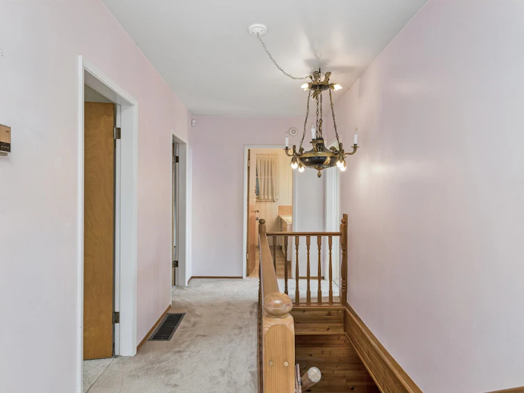 702 Winona Avenue, North Vancouver, BC, V7R 2B1 - 27