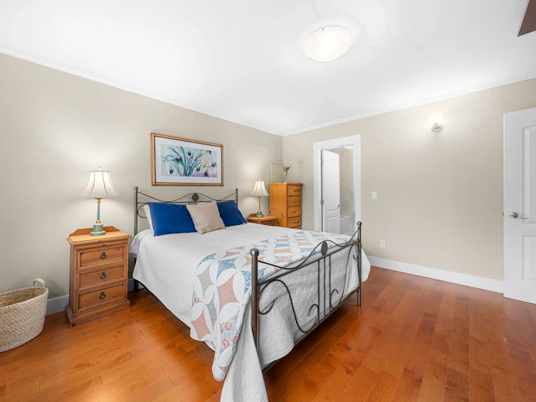 1085 Edgewood Road, North Vancouver, BC, V7R 1Y8 - 20