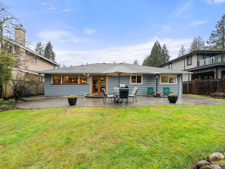 1085 Edgewood Road, North Vancouver, BC, V7R 1Y8 - 31
