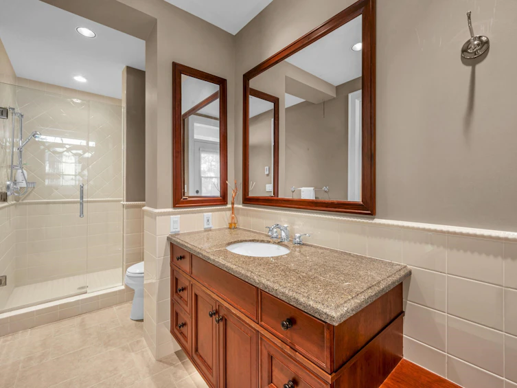 2495 Hudson Court, West Vancouver, BC, V7S 3J2 - 25