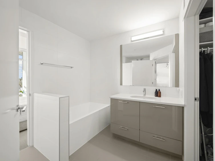 401-4171 Cambie Street, Vancouver, BC, V5Z 2Y2 - 25