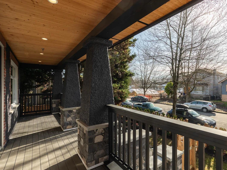 855 E 19th Avenue, Vancouver, BC, V5V 1K6 - 18