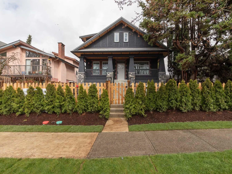 855 E 19th Avenue, Vancouver, BC, V5V 1K6