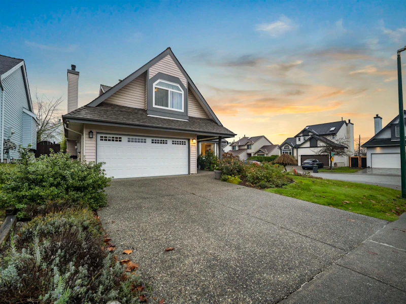 287 Santiago Street, Coquitlam BC V3K 6R3