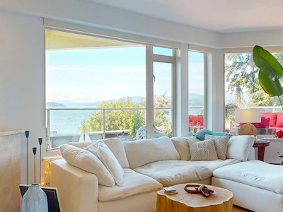 222-5160 Davis Bay Road - 4