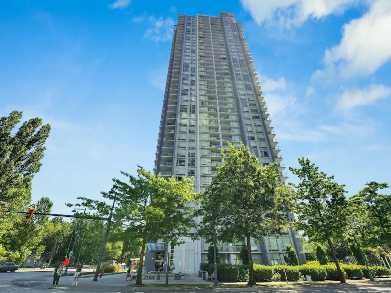 1910 - 13696 100th Avenue, Surrey BC