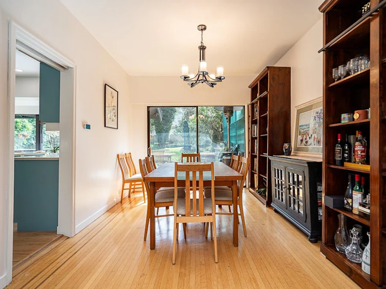 4338 W 2nd Avenue, Vancouver, BC, V6R 1K3 - 11