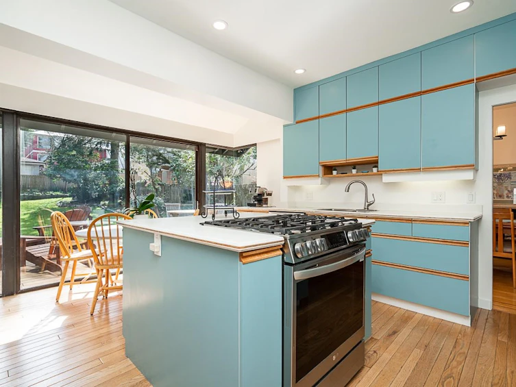 4338 W 2nd Avenue, Vancouver, BC, V6R 1K3 - 12