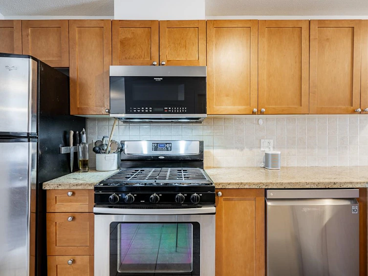 310-2636 E Hastings Street, Vancouver, BC, V5K 0A4 - 9