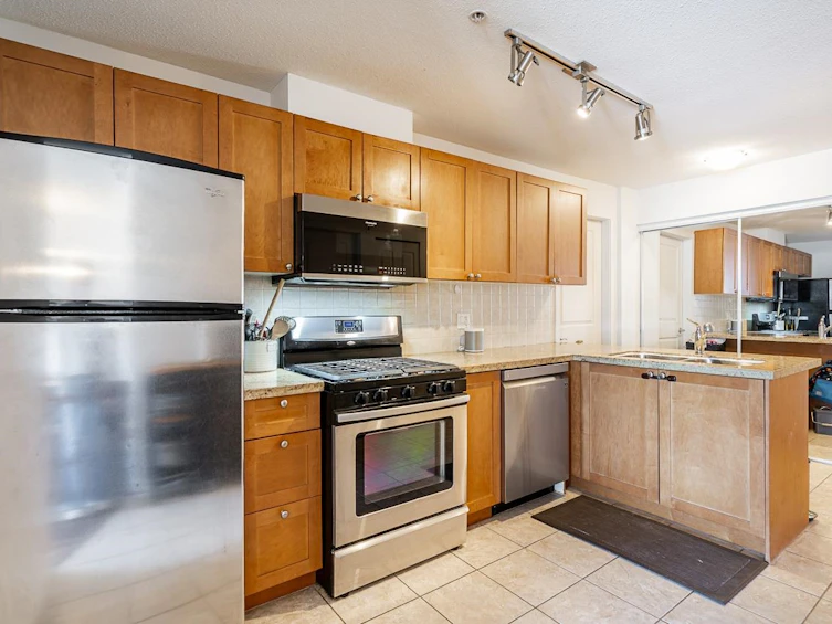 310-2636 E Hastings Street, Vancouver, BC, V5K 0A4 - 8