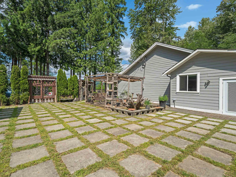 22288 136 Avenue, Maple Ridge, BC, V4R 2P7 - 37