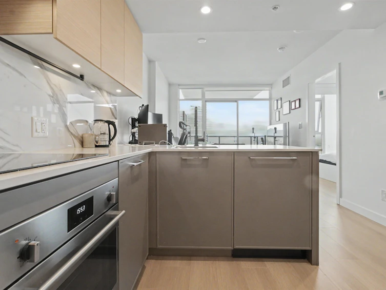 2308-13725 George Junction, Surrey, BC, V3T 0V7 - 10