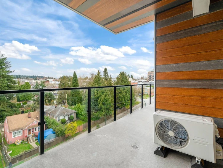 601-5399 Joyce Street, Vancouver, BC, V5R 4H3 - 13