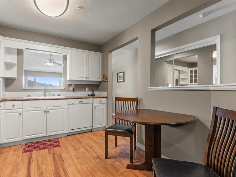 302-410 Esplanade Avenue, Harrison Hot Springs, BC, V0M 1K0 - 12