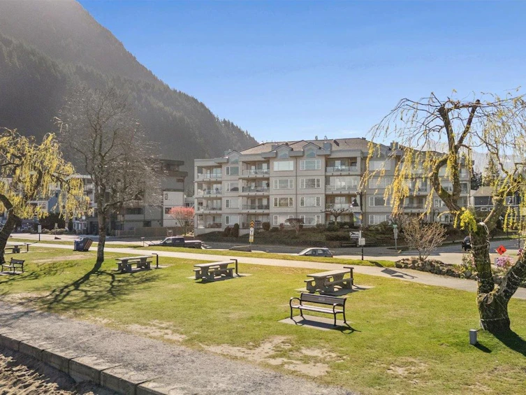 302-410 Esplanade Avenue, Harrison Hot Springs, BC, V0M 1K0 - 26