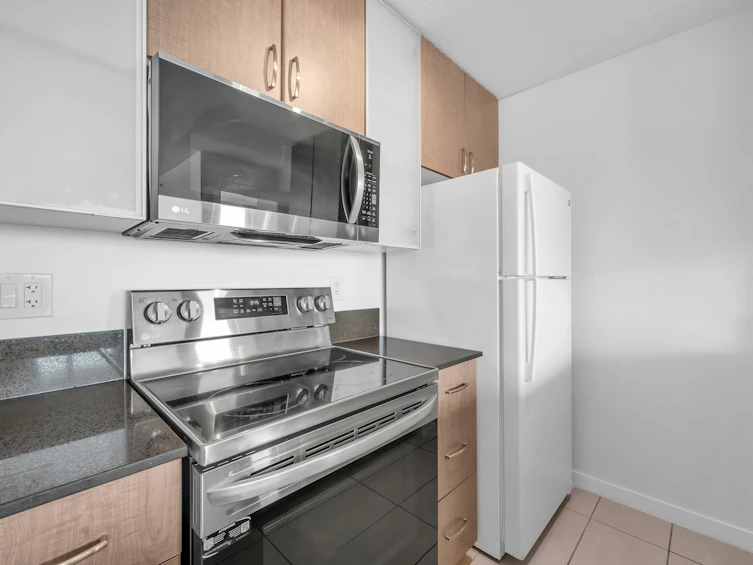 2608-977 Mainland Street, Vancouver, BC, V6B 1T2 - 12