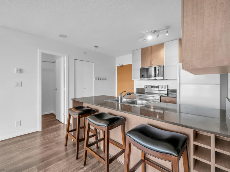 2608-977 Mainland Street, Vancouver, BC, V6B 1T2 - 9