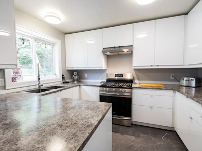5930 Shoal Way - 5
