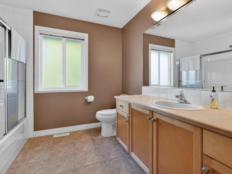 1551 161b Street, Surrey, BC, V4A 9W3 - 23