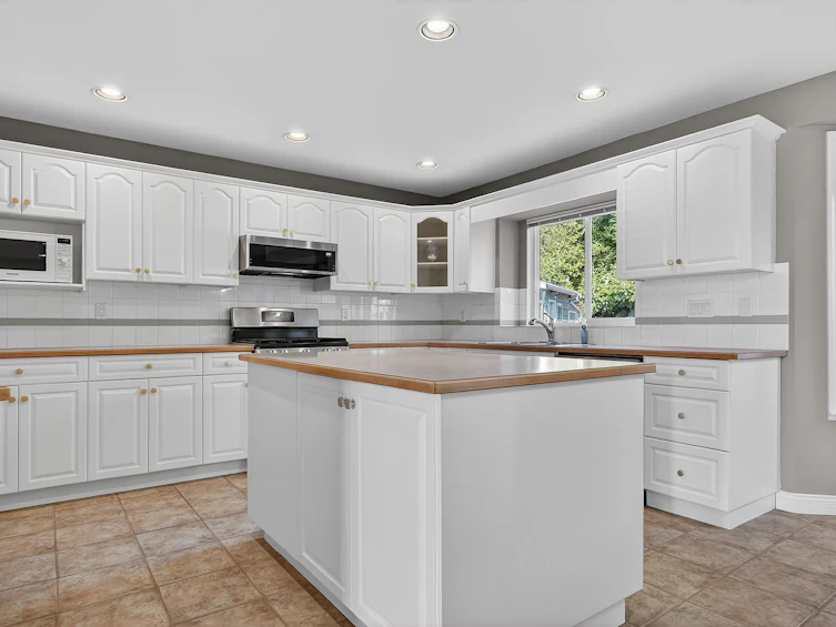 1551 161b Street, Surrey, BC, V4A 9W3 - 9