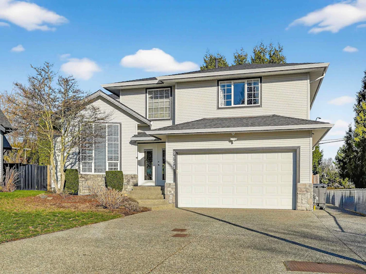 1551 161b Street, Surrey, BC, V4A 9W3