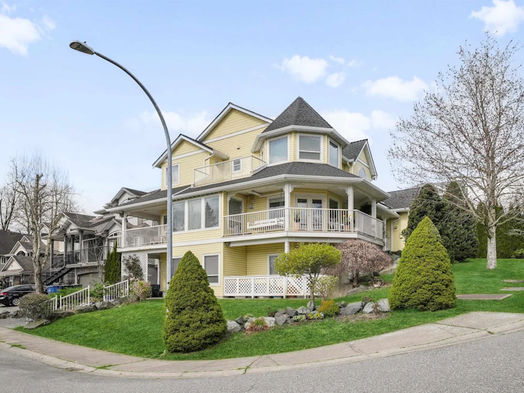 3449 Promontory Court, Abbotsford, BC, V2T 6S8
