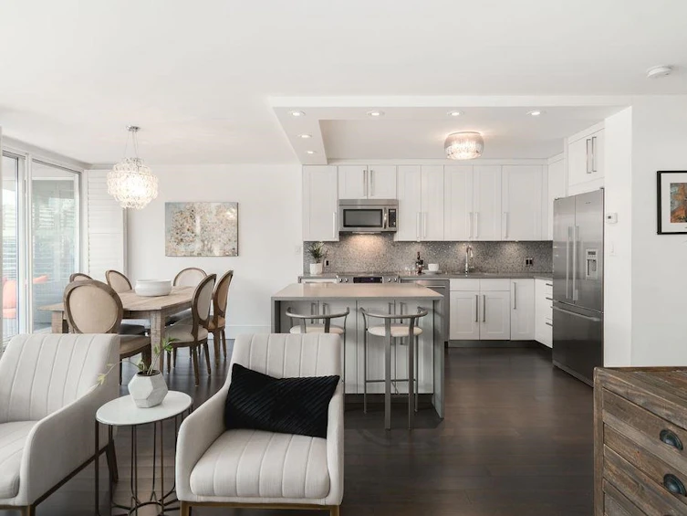 105-518 Moberly Road, Vancouver, BC, V5Z 4G3 - 3