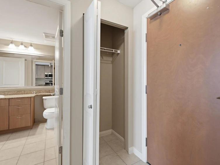 1909-898 Carnarvon Street, New Westminster, BC, V3M 0C3 - 13