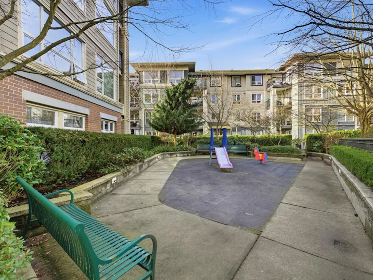 404-3575 Euclid Avenue, Vancouver, BC, V5R 6H5 - 27