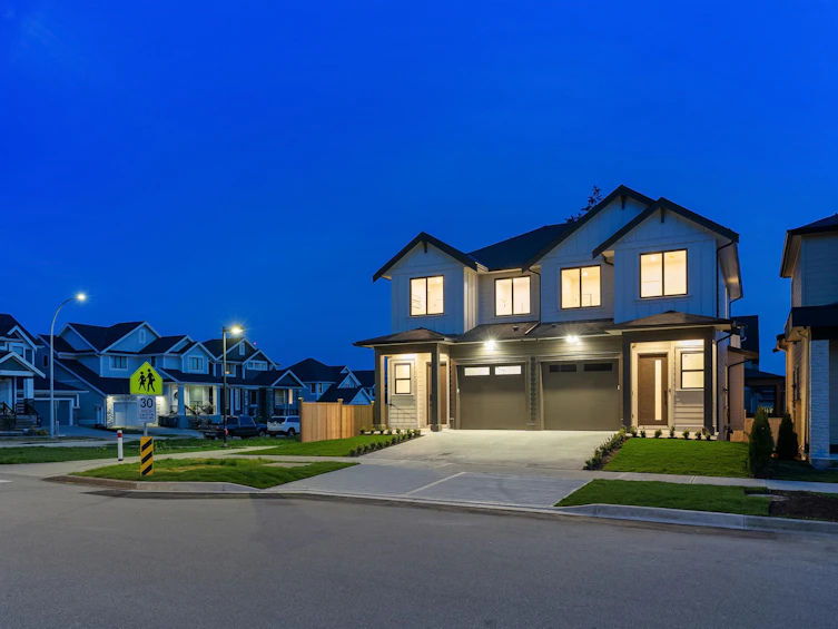 102-16594 22 Avenue, Surrey, BC, V3Z 0V5 - 2