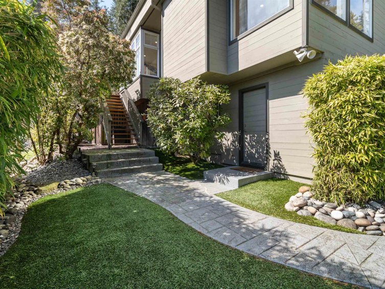 4635 Caulfeild Drive, West Vancouver, BC, V7W 1E9 - 29