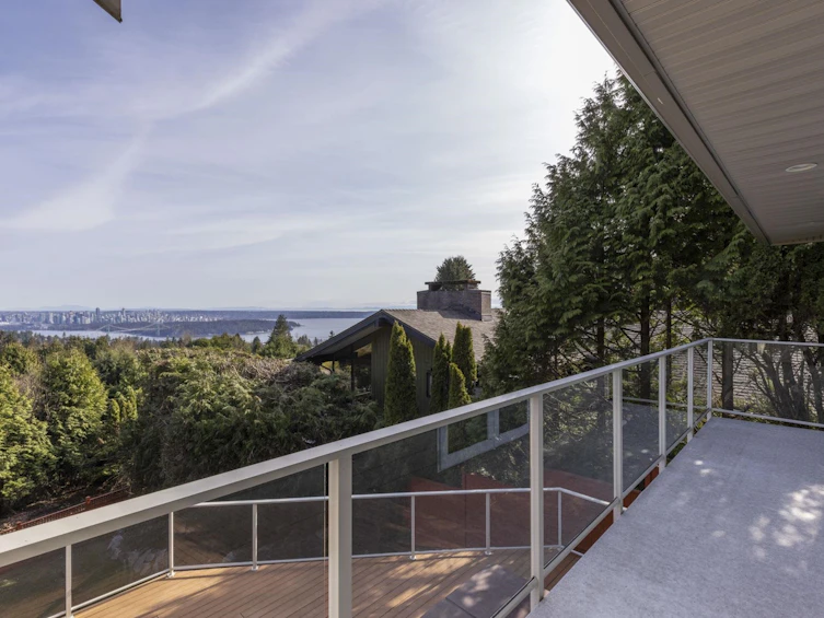 1371 Burnside Road, West Vancouver, BC, V7S 2P6 - 20