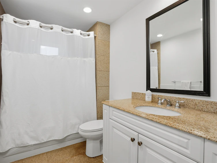 3350 W 3rd Avenue, Vancouver, BC, V6R 1L4 - 17