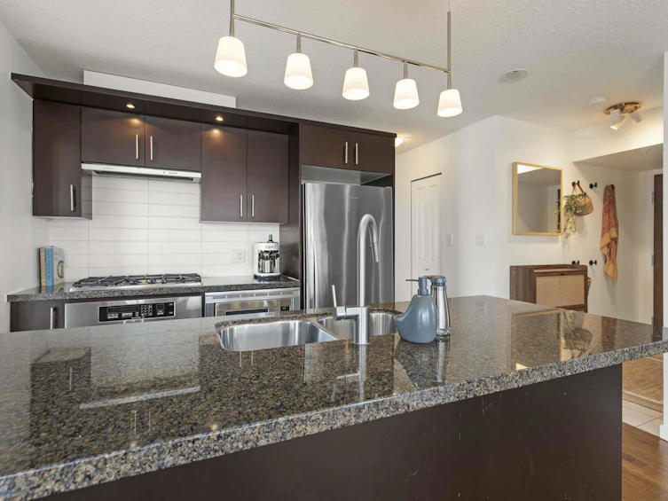 706-1650 W 7th Avenue, Vancouver, BC, V6J 5N1 - 16
