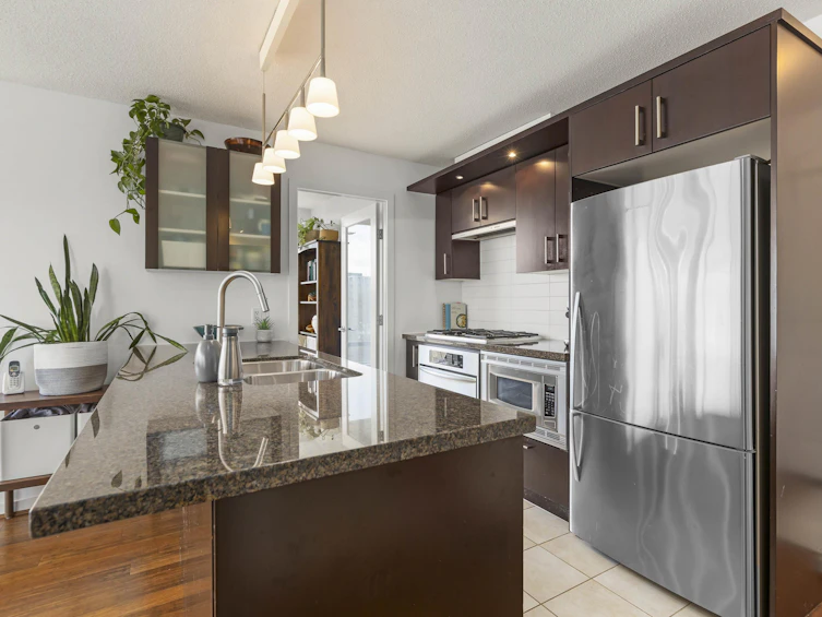 706-1650 W 7th Avenue, Vancouver, BC, V6J 5N1 - 18