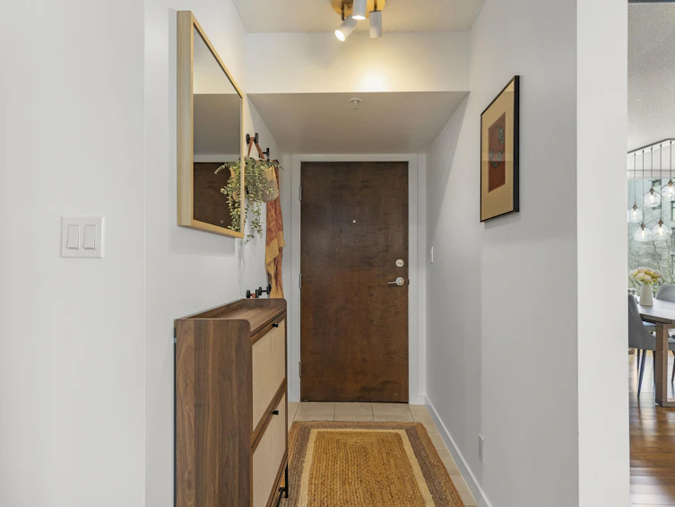 706-1650 W 7th Avenue, Vancouver, BC, V6J 5N1 - 2