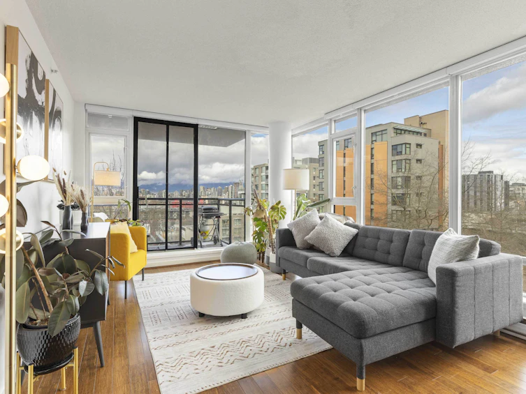 706-1650 W 7th Avenue, Vancouver, BC, V6J 5N1