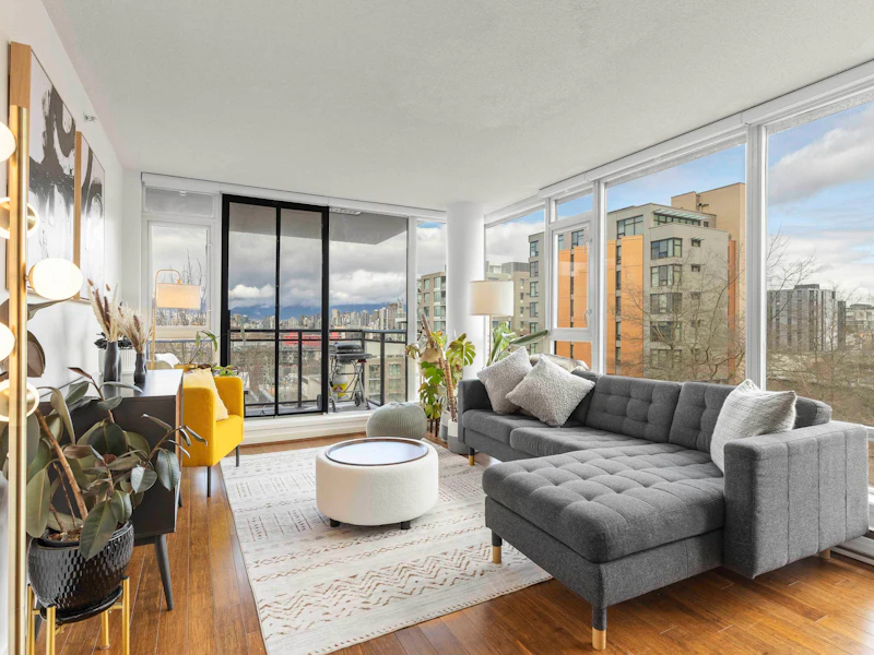 706 - 1650 W 7th Avenue, Vancouver BC V6J 5N1