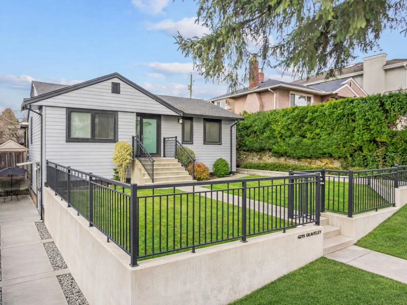 4219 Graveley Street, Burnaby BC V5C 3T7