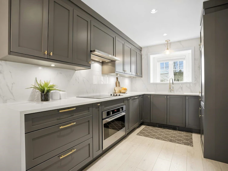 2468 St. Catherines Street, Vancouver, BC, V5T 0H4 - 8
