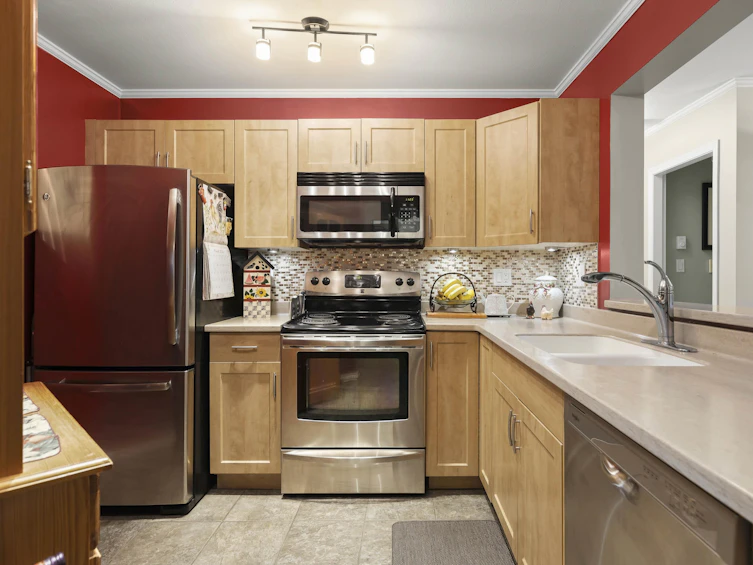 E102-628 W 12th Avenue, Vancouver, BC, V5Z 1M8 - 3