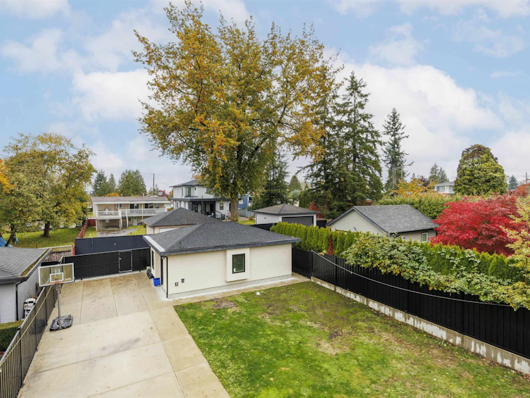 8475 12th Avenue, Burnaby, BC, V3N 2L8 - 29